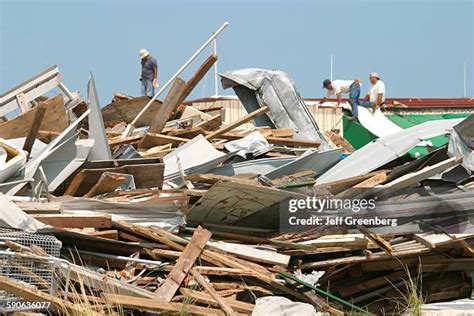 182 Hurricane Jeanne Damage Stock Photos, High-Res Pictures, and Images ...