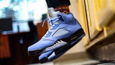 Air Jordan 5 UNC University Blue Cinematic On Foot Review - YouTube