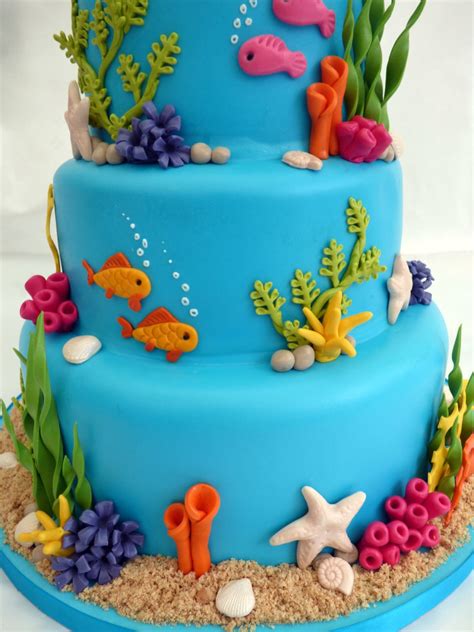 3 Tier Underwater Themed Wedding Cake « Susie's Cakes