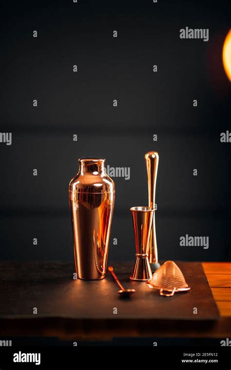 Copper bar hi-res stock photography and images - Alamy