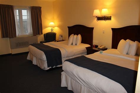 NEWPORT CITY INN & SUITES - Updated 2022 Prices & Motel Reviews (VT)