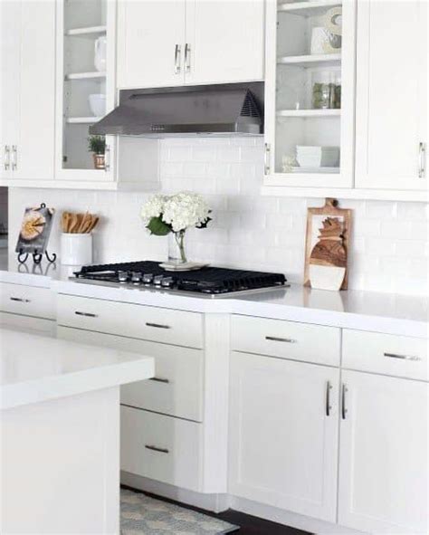 Top 70 Best Kitchen Cabinet Hardware Ideas - Knob And Pull Designs