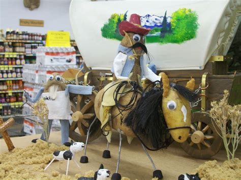 Idaho Potato Contest Display | Idaho potatoes, Western life, Life photography