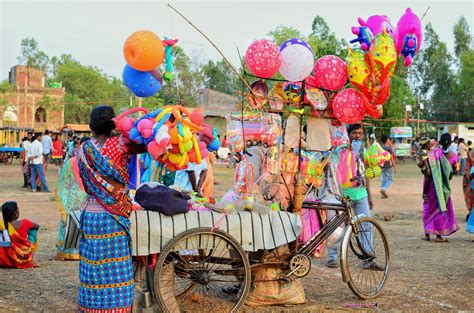 Colourful, old photo from a village fair, India (Bankura) : r/pics