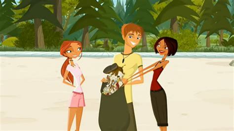 Image - S2 E6 Kelly also helps clean beach with Ty.png | Stoked Wiki | FANDOM powered by Wikia