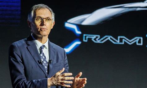 Stellantis CEO Carlos Tavares to give CES 2023 keynote | Automotive ...