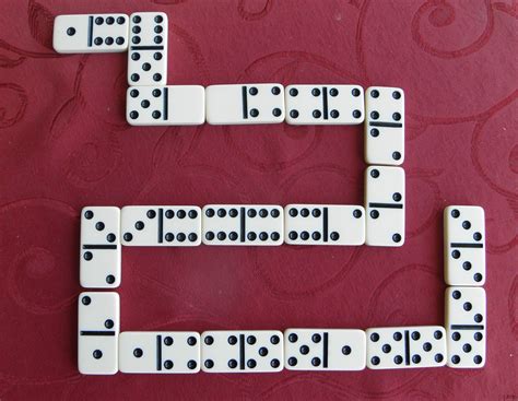 File:Domino game.JPG - Wikimedia Commons