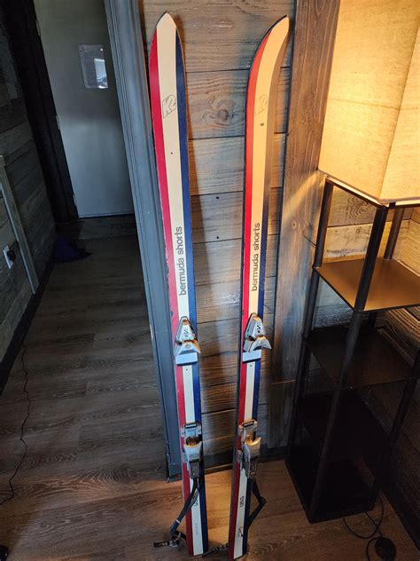 For all the "are these used skis still skiable" posts : r/Skigear