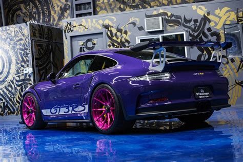 Ultraviolet Porsche 911 GT3 RS Poses With Pink Wheels | Carscoops