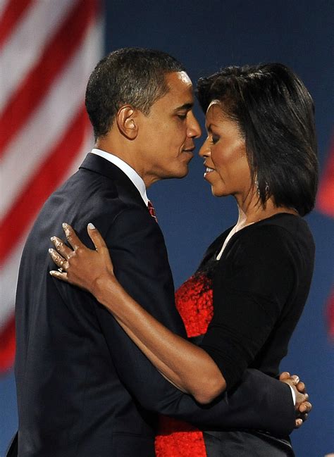 Barack and Michelle Obama: A Complete Relationship Timeline | Glamour