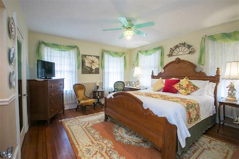 Rooms & Rates - The Magnolia Inn Bed & Breakfast