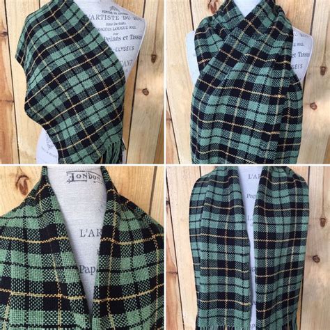 Wallace Hunting tartan scarf off the loom. www.ewhandwoven.com | Tartan ...