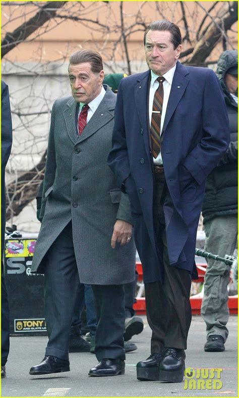 Here's How Robert De Niro Looks So Tall in 'The Irishman': Photo ...