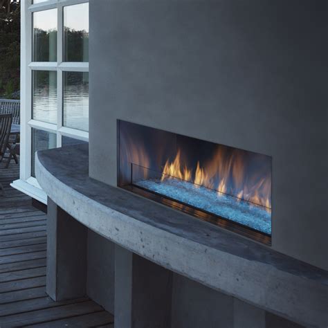 Majestic Outdoor Fireplaces | National Fireplaces | Toronto Showroom