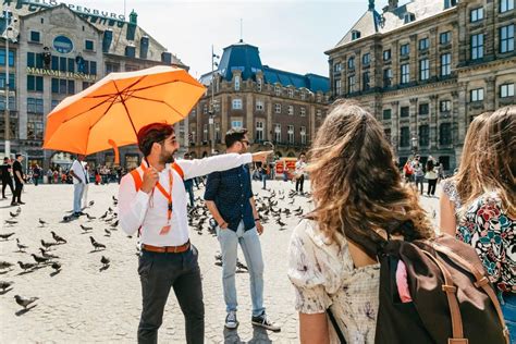 Amsterdam: Historical Highlights Walking Tour with Tasting | GetYourGuide