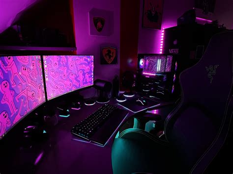 I finally forged my razer setup : r/GamingSetupPorn