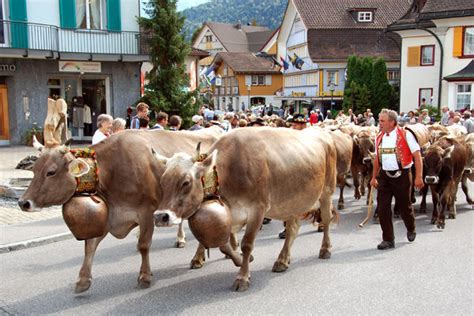 Holidays and Festivals in Switzerland 2021–2022 | Rick Steves' Europe