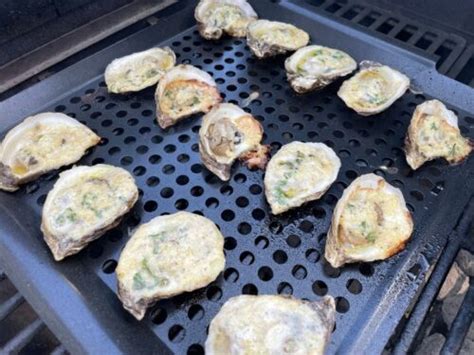 New Orleans Charbroiled Oysters - Itaira Eats