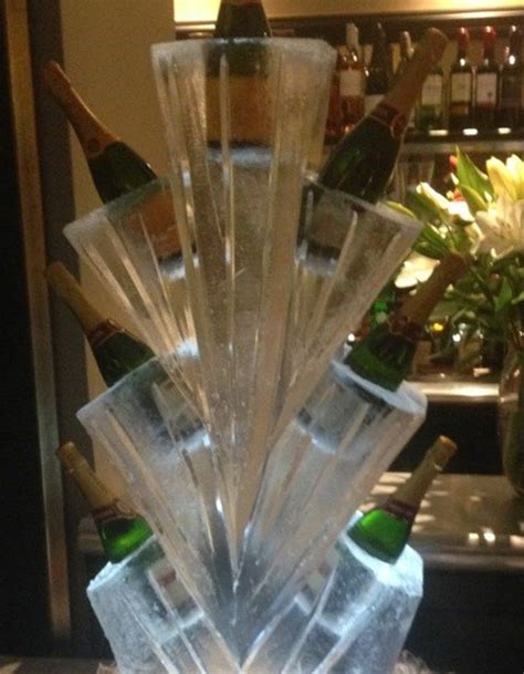 Champagne bottle display - Immediate Ice