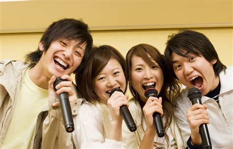 10 Ways to Improve Your Japanese with Karaoke | All About Japan