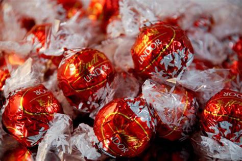 Lindt Balls - Milk Chocolate 500g. Wallies Lollies