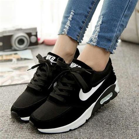 Sneakers | Wiki | Korean Fashion Amino