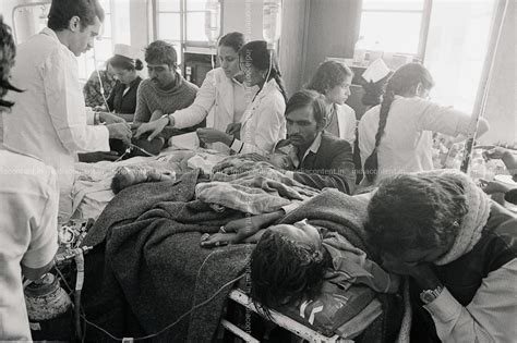 Buy Bhopal Gas Tragedy Pictures, Images, Photos By Raghu Rai - Archival ...