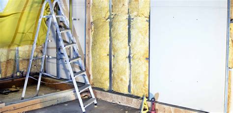 Soundproofing Insulation Explained: Which Material is Best? - Snoring ...