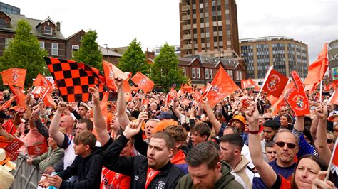 Luton Town celebrate historic rise to Premier League with huge crowds ...