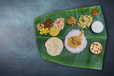 Bring the Flavours of Onam Sadhya to Your Kitchen! List of 10 Onam Sadhya Dishes Which Are As ...