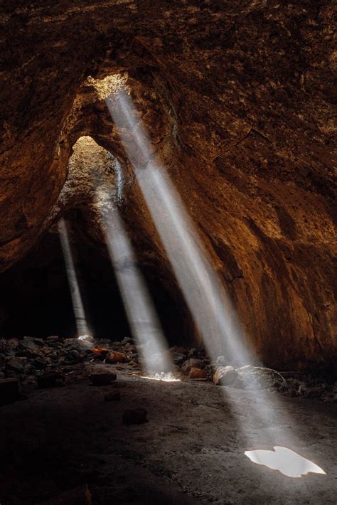 Oregon’s Skylight Cave: When and How to Experience its Magical Light Beams — Wander in RAW