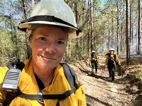 New crew seeks to improve gender imbalance among wildland firefighters