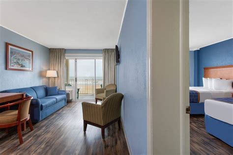 Days Inn Oceanfront - OceanCity.com