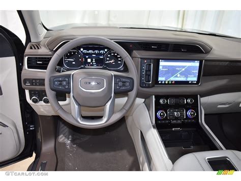 2021 GMC Yukon Denali 4WD Teak/­Light Shale Dashboard Photo #143089394 ...