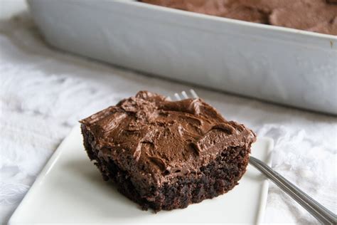 Best Brownie with Chocolate Frosting - Chateau Elma