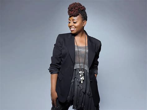 Ledisi à écouter ou acheter sur Amazon Music dès maintenant