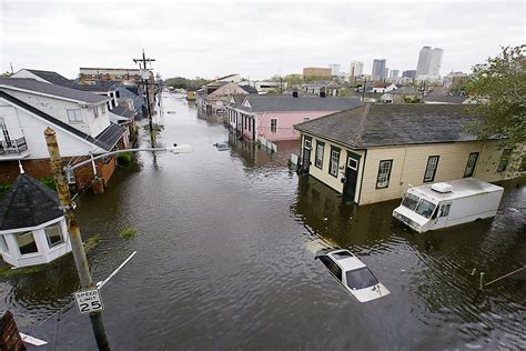 Hurricane Katrina anniversary: 40 powerful photos of New Orleans after ...