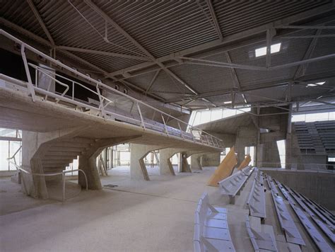 Huesca Sports Palace - Fundació Enric Miralles