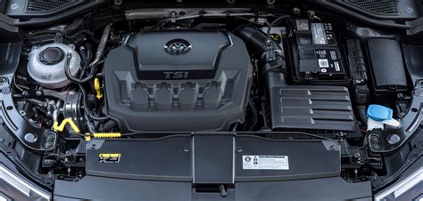 Volkswagen T-Roc gains new turbodiesel engine option | Automotive ...