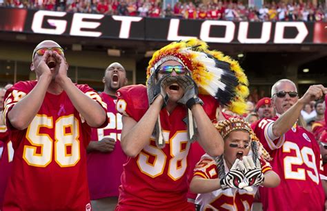 Kansas City Chiefs fans need to continue the Legend of the Roar