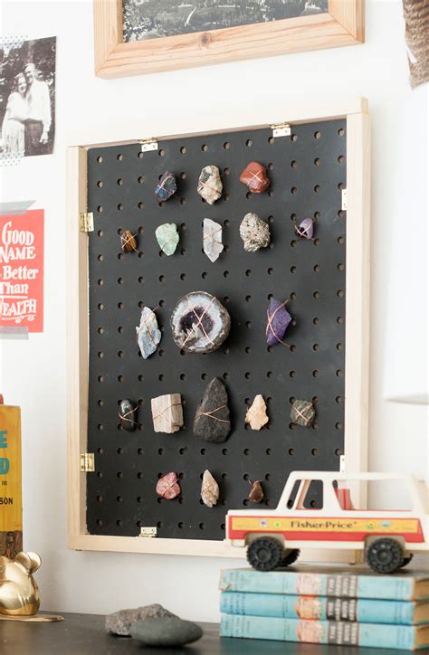 DIY Rock Collection Display - Lay Baby Lay