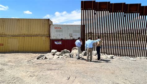 Arizona Fills In over 3,000 Feet of the Yuma Border Wall Section - The ...