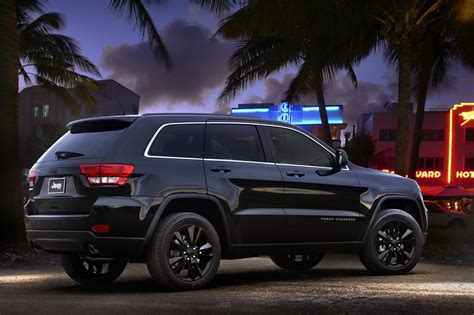 Jeep Unveils Nameless All-Black Jeep Grand Cherokee - autoevolution