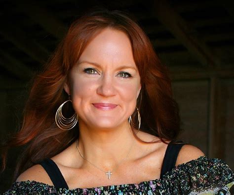 Ree Drummond Biography - Facts, Childhood, Family Life & Achievements