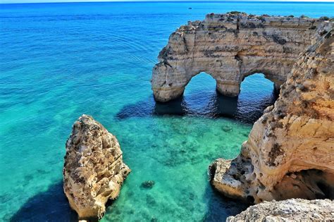 Algarve Praia da Marinha - World Wanderista