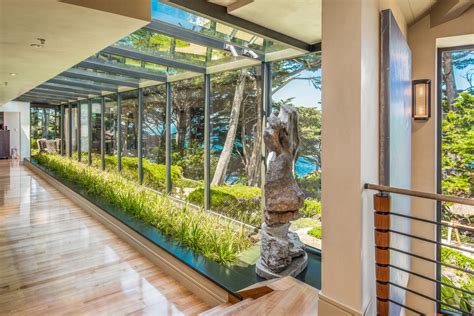 ‘Basic Instinct’ home in Carmel asks $16.9 million - Curbed SF