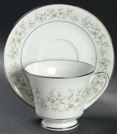 SAVANNAH, Iconic Noritake Pattern. Multicolor Floral Rim, Platinum Trim. (1969 - 1991 ...