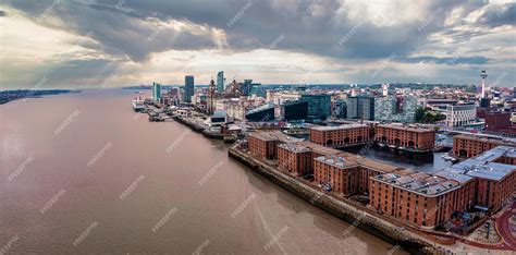 Premium Photo | Beautiful panorama of liverpool waterfront in the ...