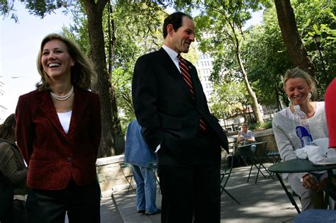 As Spitzer Pursues a Comeback, His Wife Chooses to Stay Offstage - The New York Times