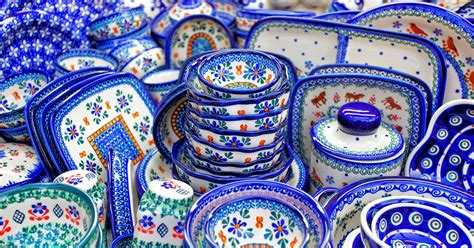 Learn About the Fascinating History of Polish Bolesławiec Pottery